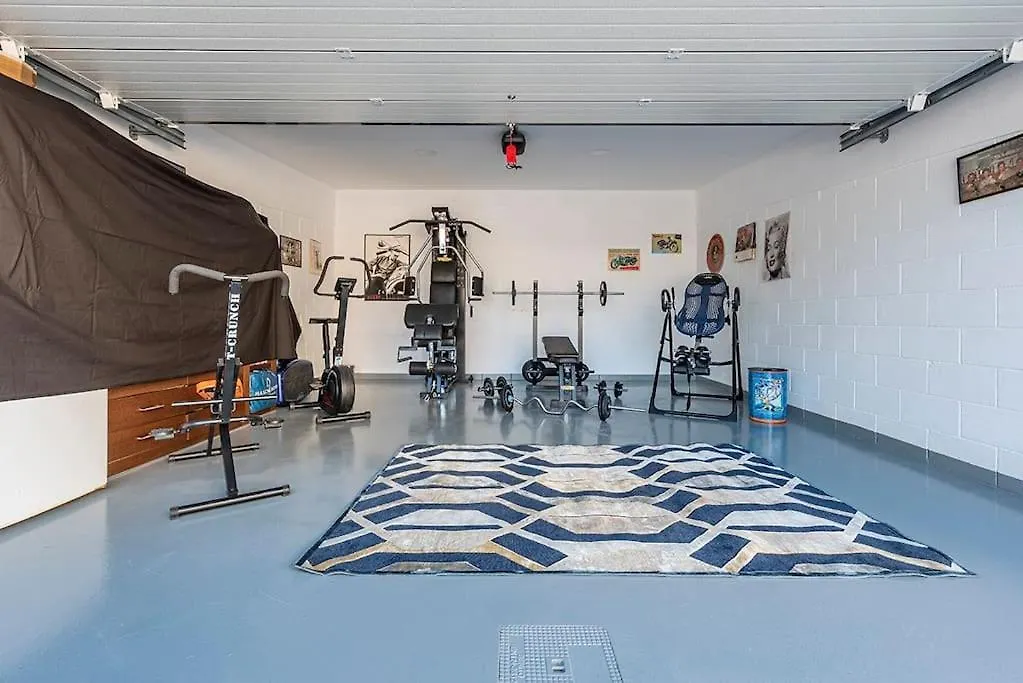 Apartmán 5 Stelle Piscina, Jacuzzi, Wifi - 2 Min Dal Mare Miami Playa 0*,  Španělsko