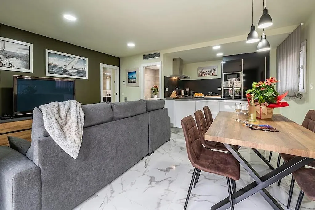 Apartmán 5 Stelle Piscina, Jacuzzi, Wifi - 2 Min Dal Mare Miami Playa